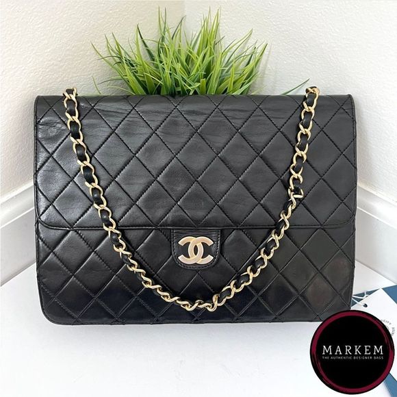 CHANEL Handbags - ✅AUTHENTIC✅ CHANEL QUILTED LAMBSKIN SHOULDER BAG